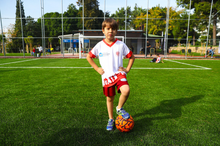 Büyükşehir Futbol Akademisi başladı