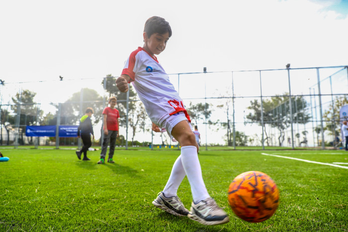 Büyükşehir Futbol Akademisi başladı