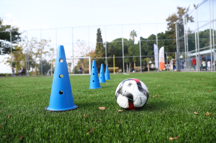 Büyükşehir Futbol Akademisi başladı