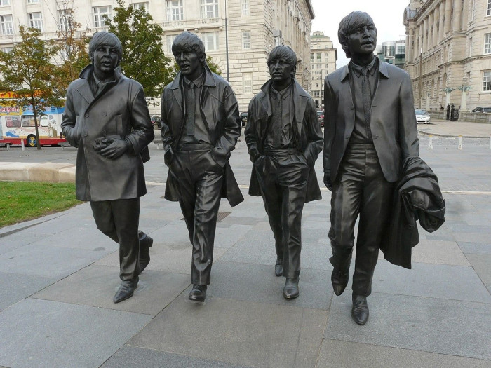 Beatles'ın 'son şarkısı' bugün yayımlanacak
