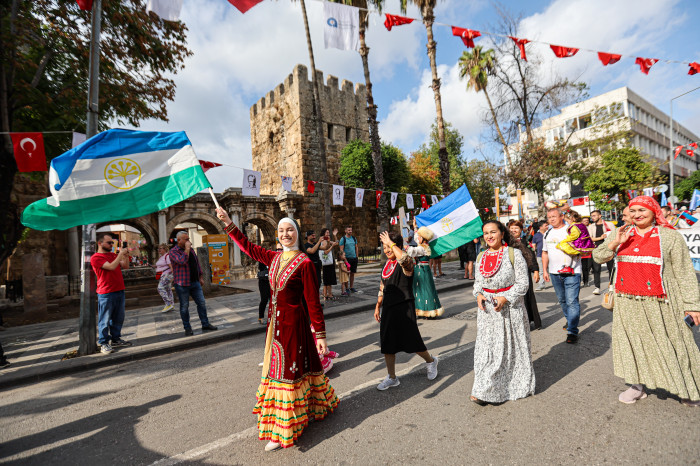 Antalya’yı Yörük coşkusu sardı