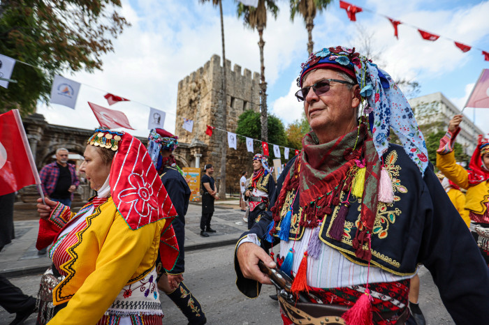 Antalya’yı Yörük coşkusu sardı