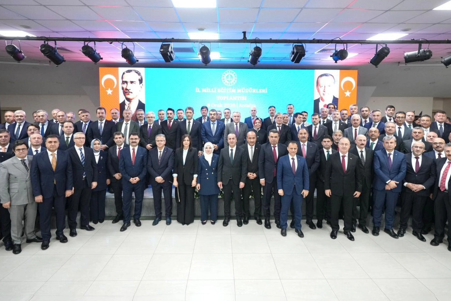 81 ilin Milli Eğitim M&uuml;d&uuml;rleri Antalya'da buluştu