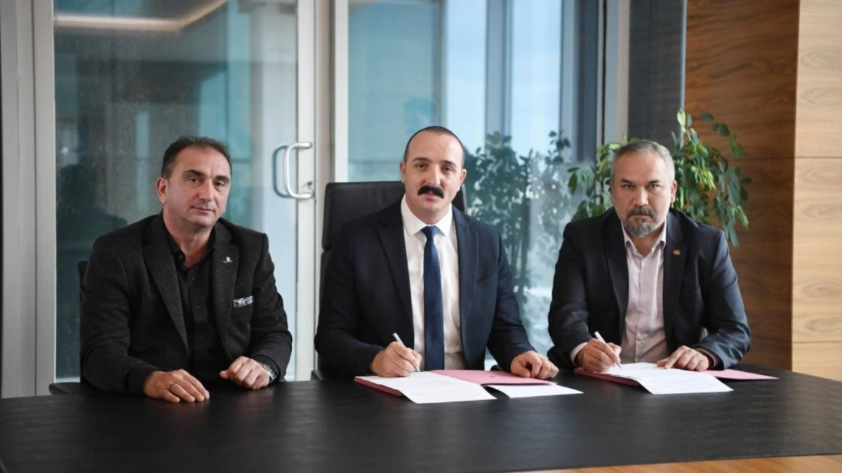 Konyaaltı Belediyesi&rsquo;nde memurlara 2027&rsquo;ye kadar g&uuml;vence