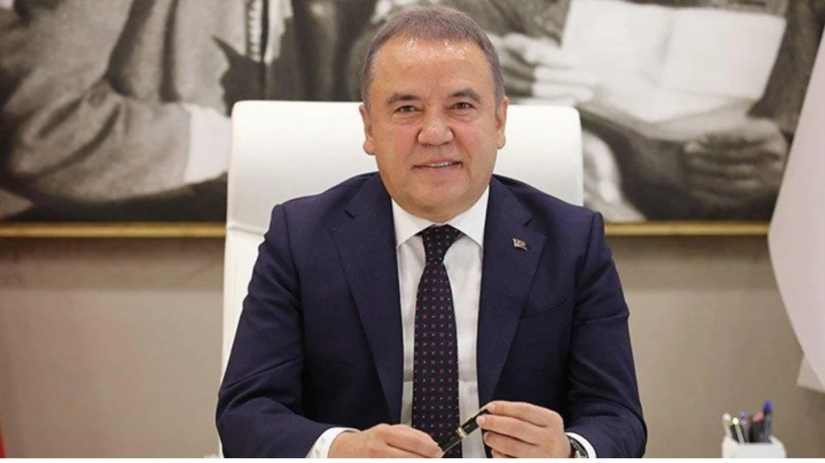 Muhittin B&ouml;cek&rsquo;ten Akdeniz &Uuml;niversitesi otoparkı paylaşımı